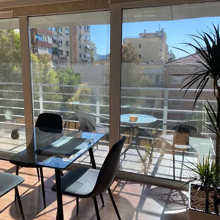 4e Apartment *